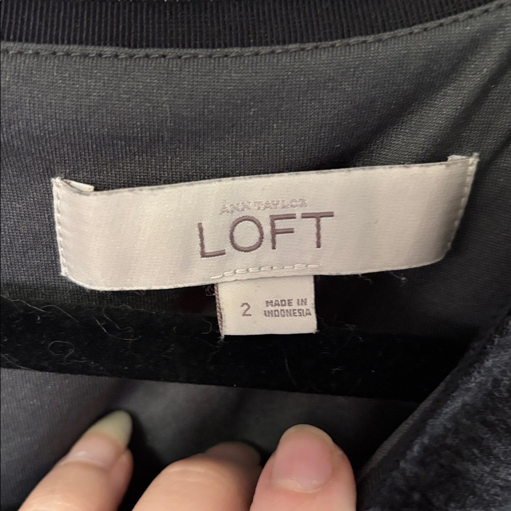 Loft pleated grey dress - Picture 4 of 5